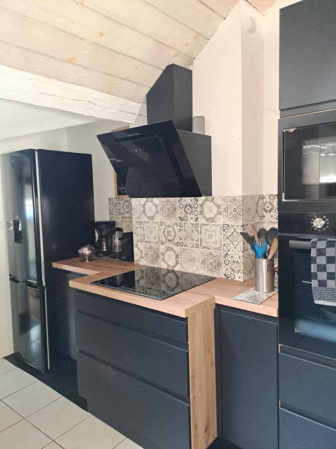 Atypique Saumur 80 M2 Joli Appartement 2 A 7 Pers Familial Renove Entier 3 Chambres Hyper Centre Zewnętrze zdjęcie